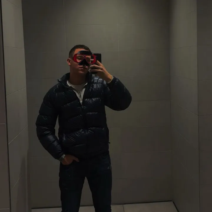 @okosaaanoviccc