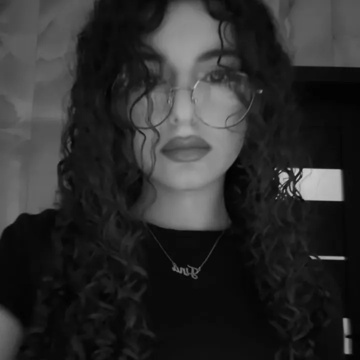 @hoollaa87