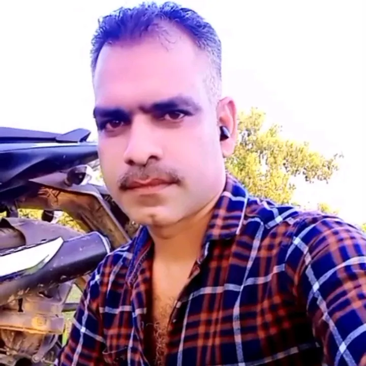 @riyas.ar0