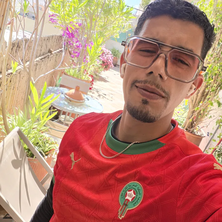 hamza.tchiko