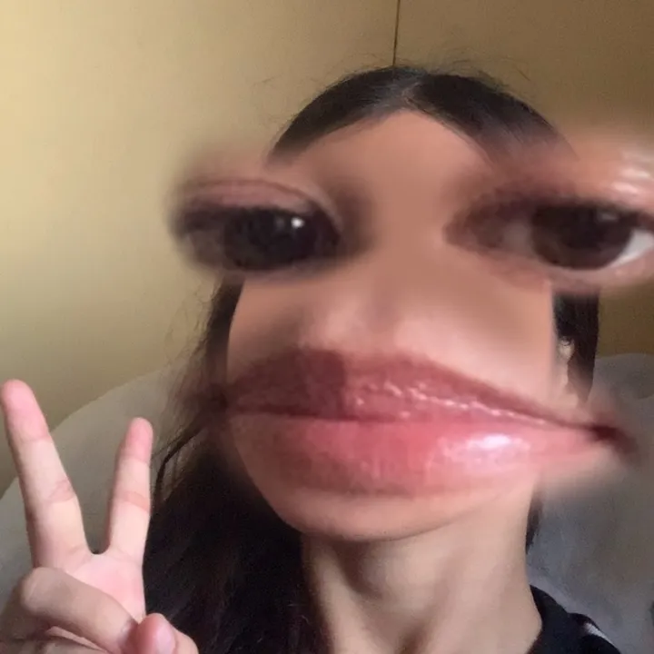 @caz_xyd