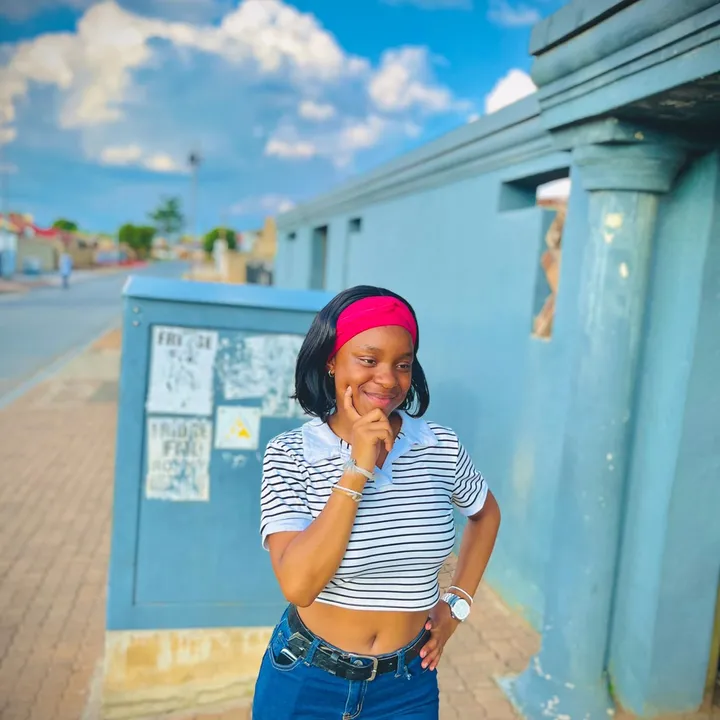 @samkelisiwe_ndlovu0