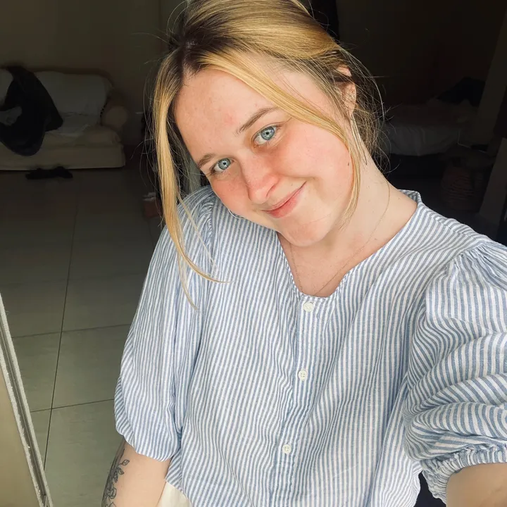 @tayrosee