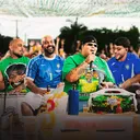 @grupomenosemais