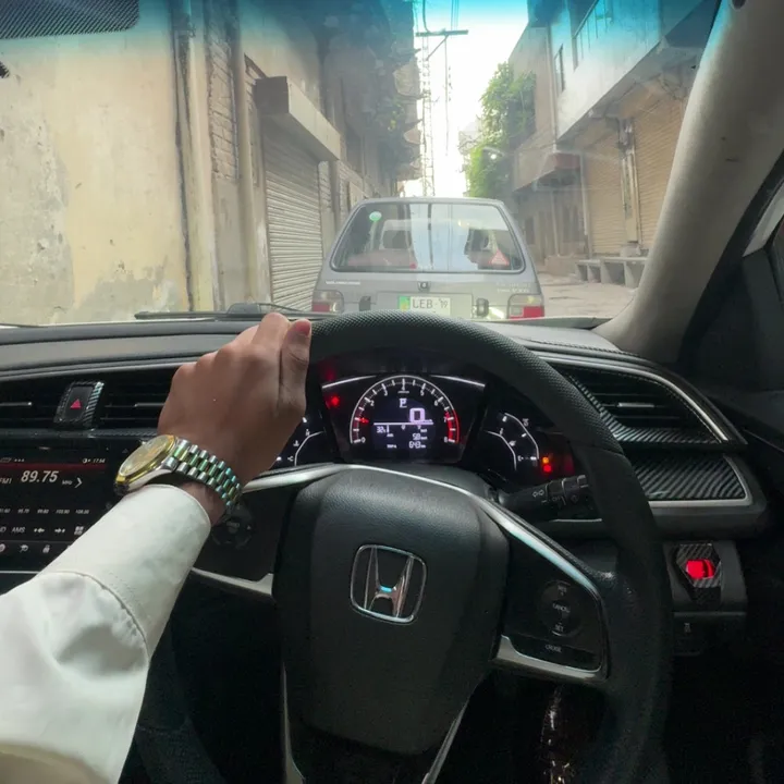 @rides_with_zaini