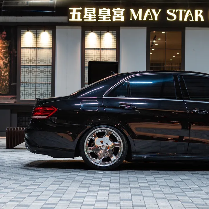 @broke.benz