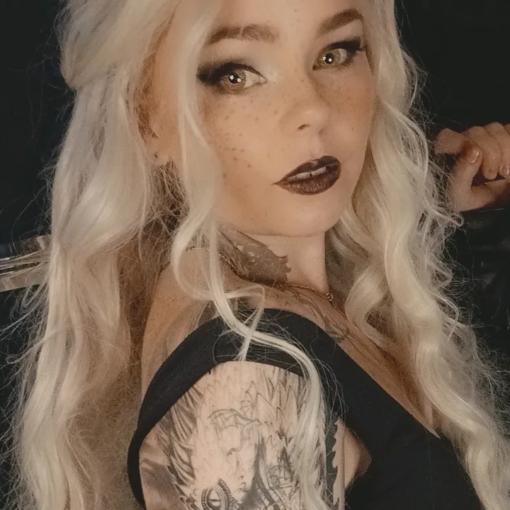 callmeanniecosplays