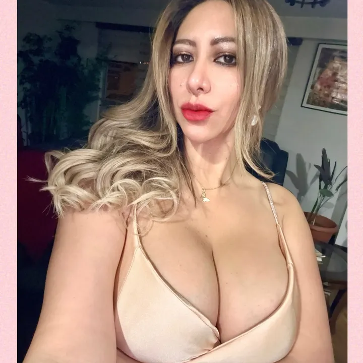 nelita19nella