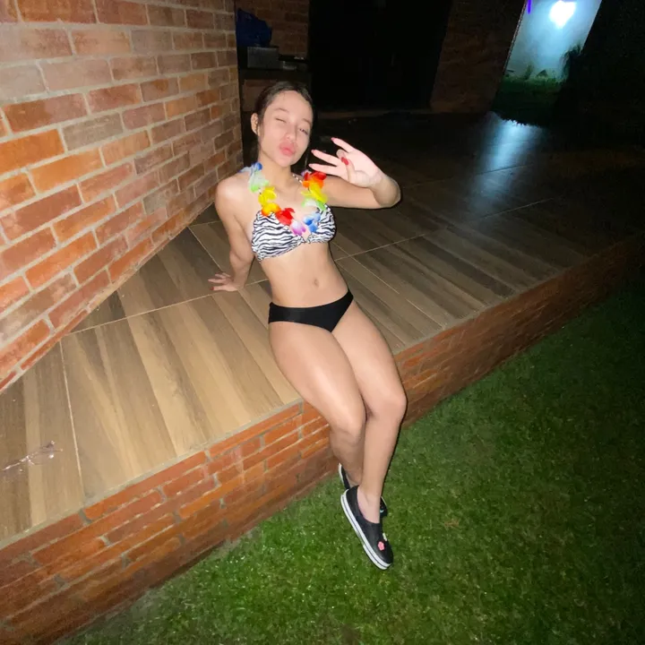 morenatropicanaok1