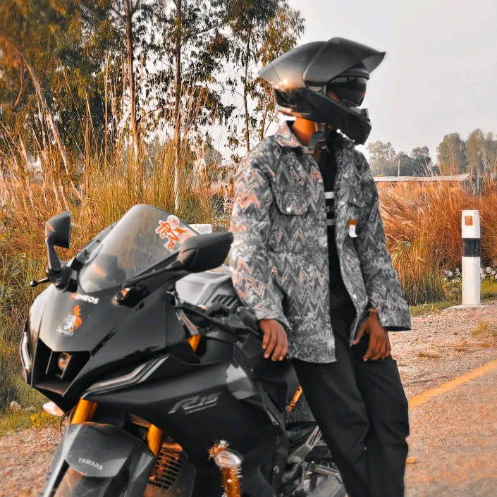 @bikky_33