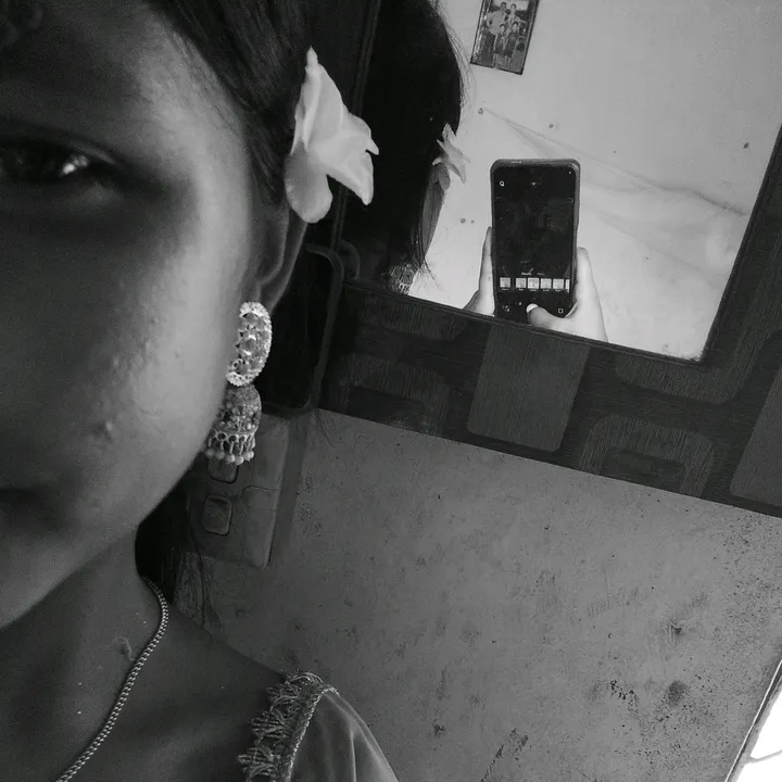 @miss_priyansi