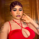 @officialqueen_dami5