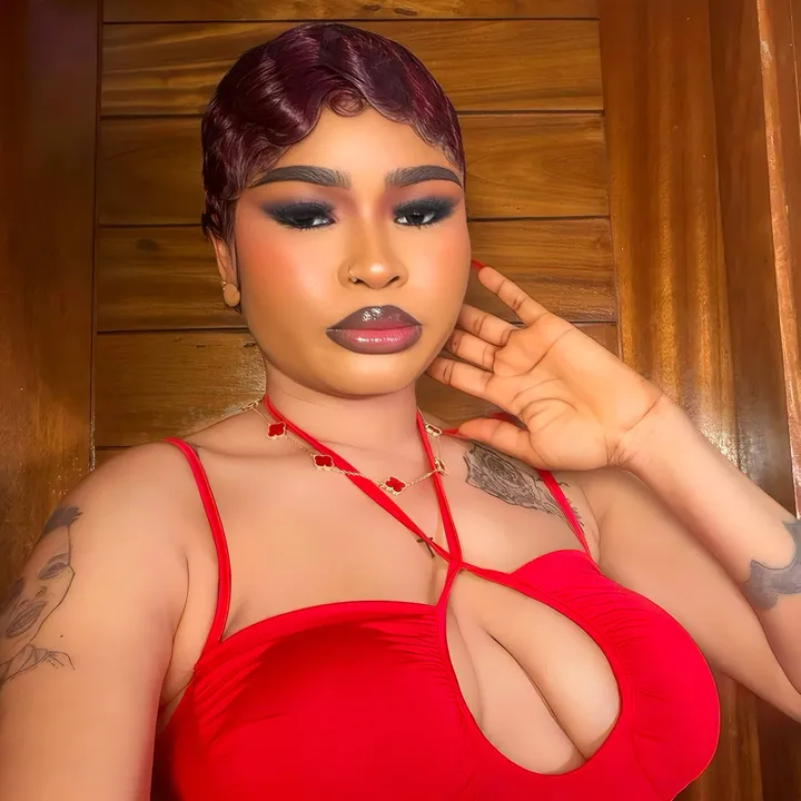 officialqueen_dami5