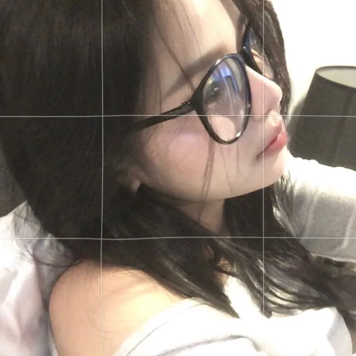 @uncyncia