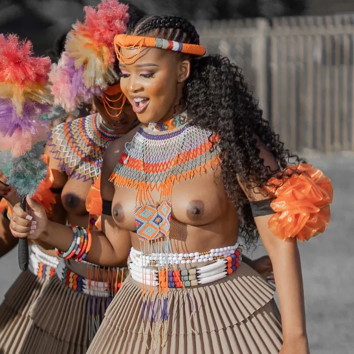 sinqobile_nomathamsanqa