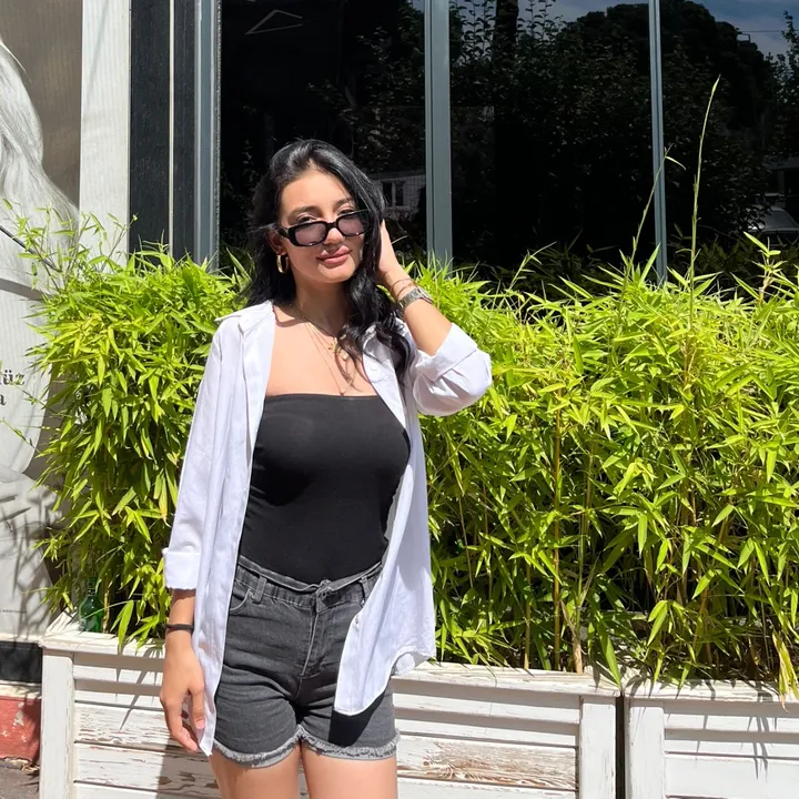 @nnazqs_