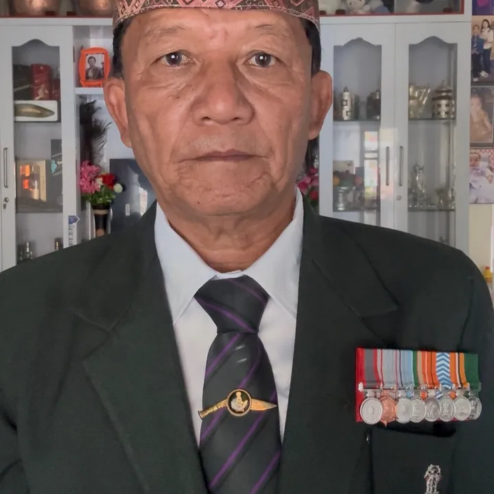 @gurung_top44
