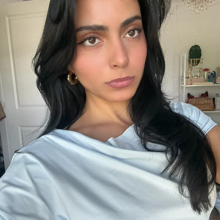 @nicolettairl