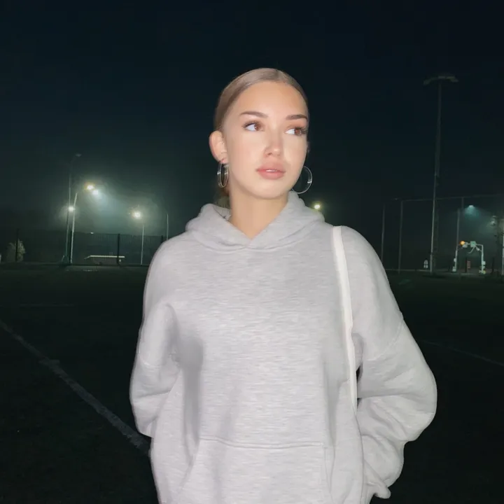@_leraxxxx