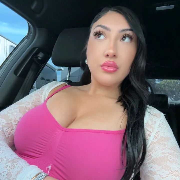 @launicaggx0