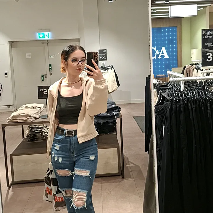 @x_pati20