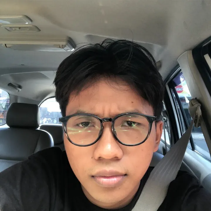 @tlahberkelanajauh