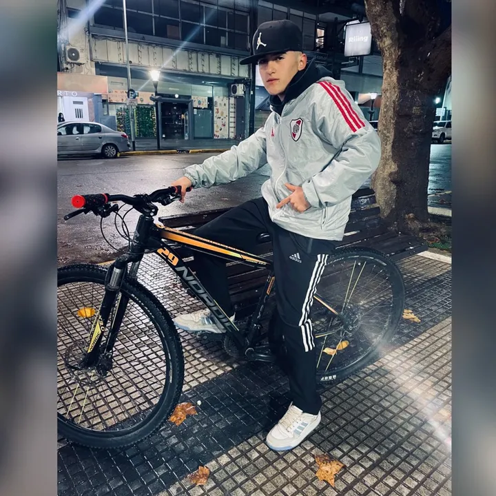 joniiromero_32