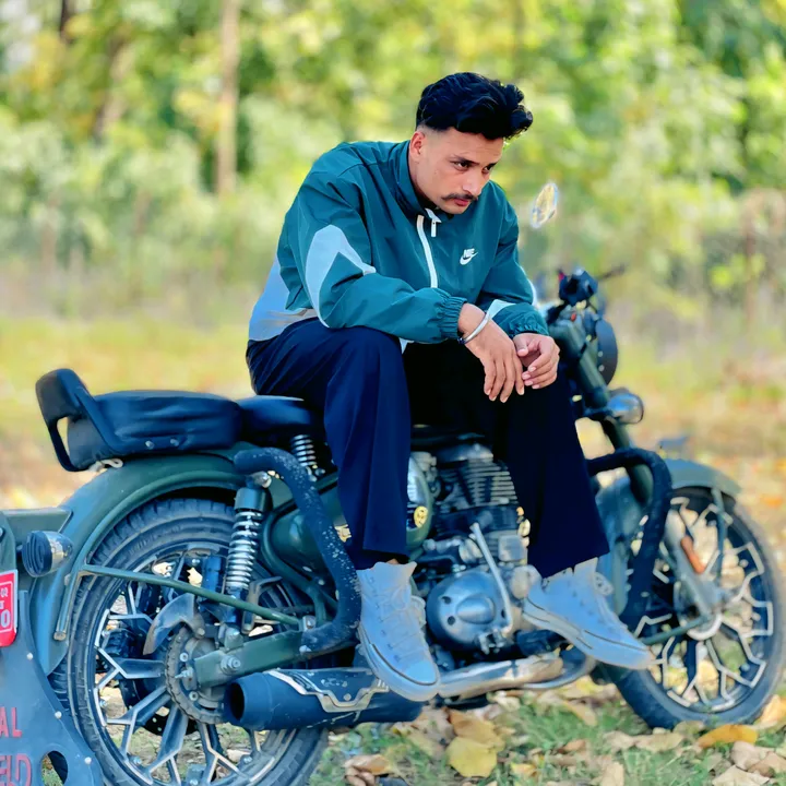 royalthakuri999