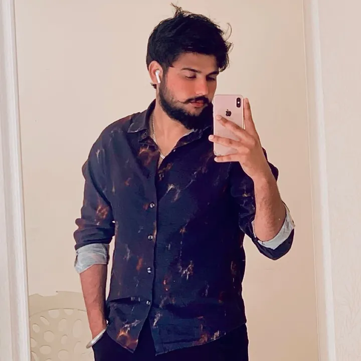 @raviambarsariya_