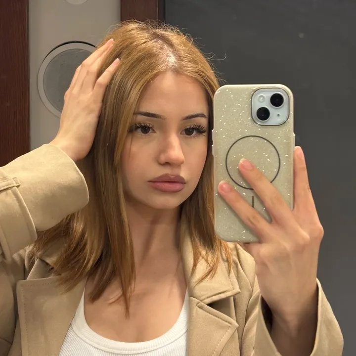 leylademirayy