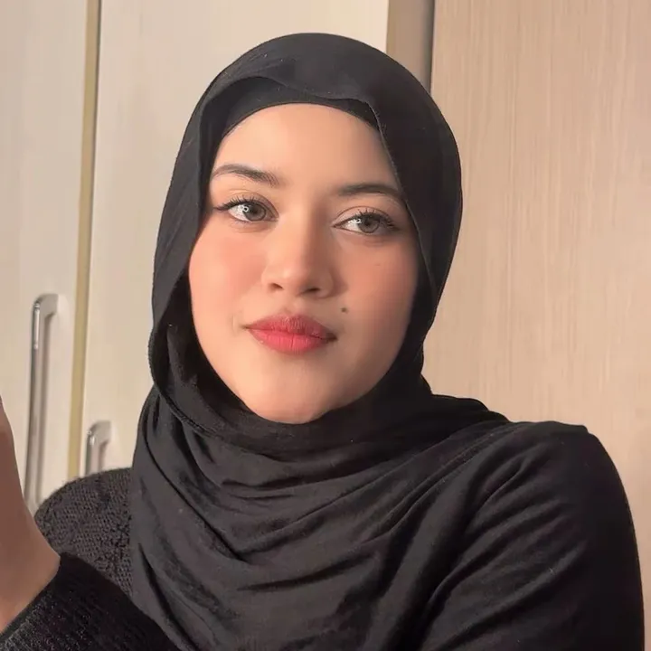@zainabkhan7h