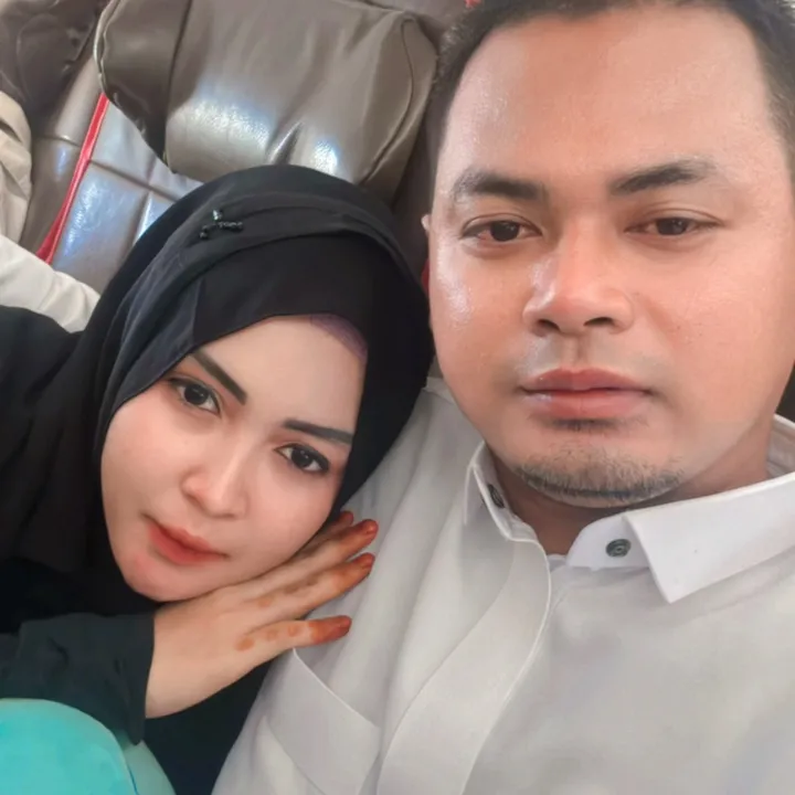 iim_husnaini