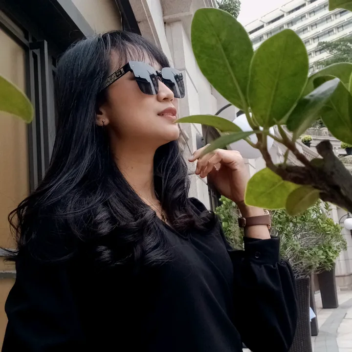 @nayasudira02