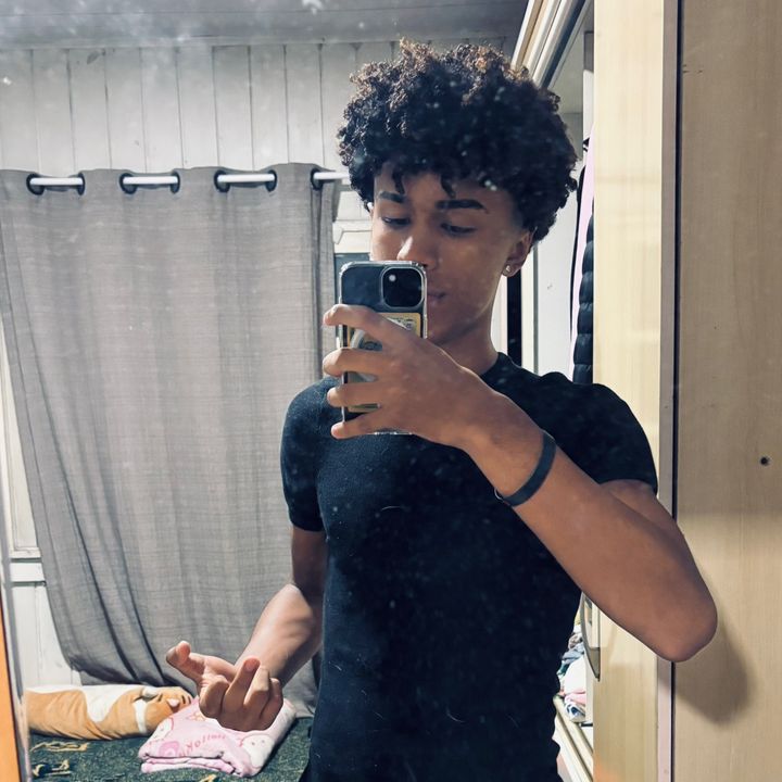 🧛🏽 - original sound