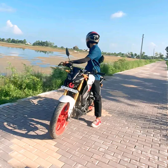 @akash.mishra93