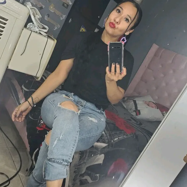 @telessatelessa