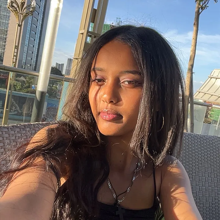 hiwot_ad