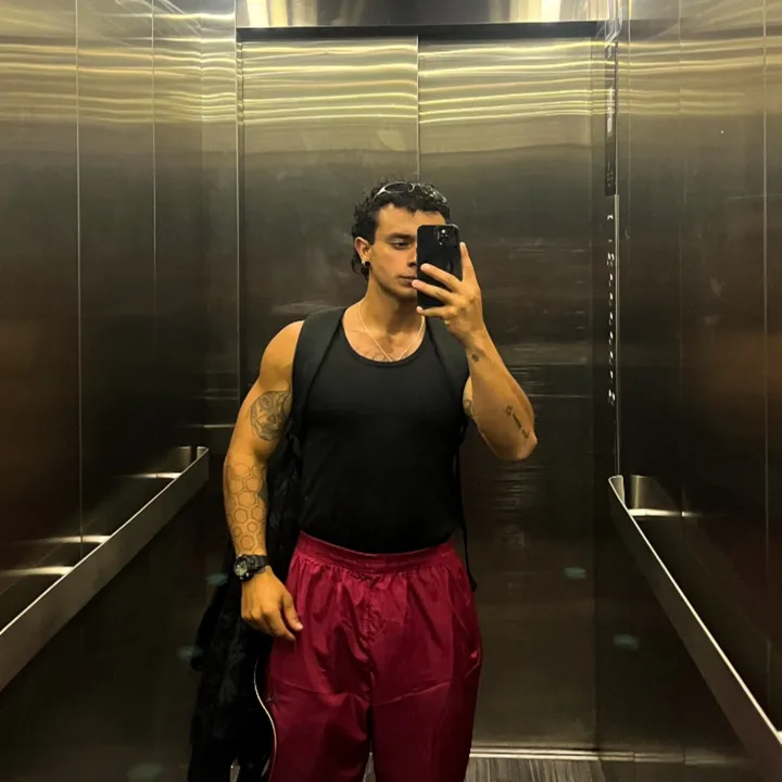 @andres_riivero