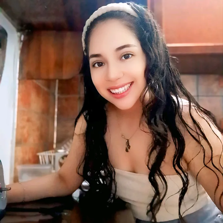 @esney.mena.centurion