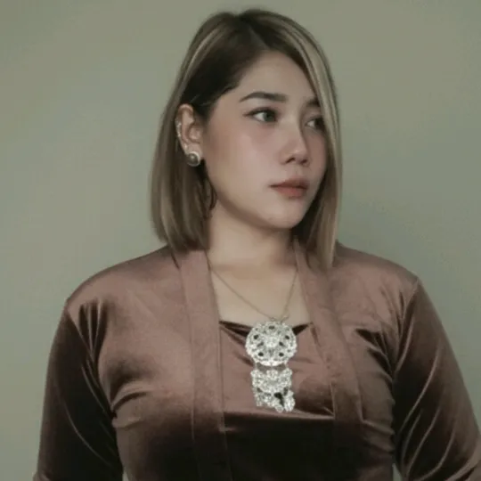 alline_3386