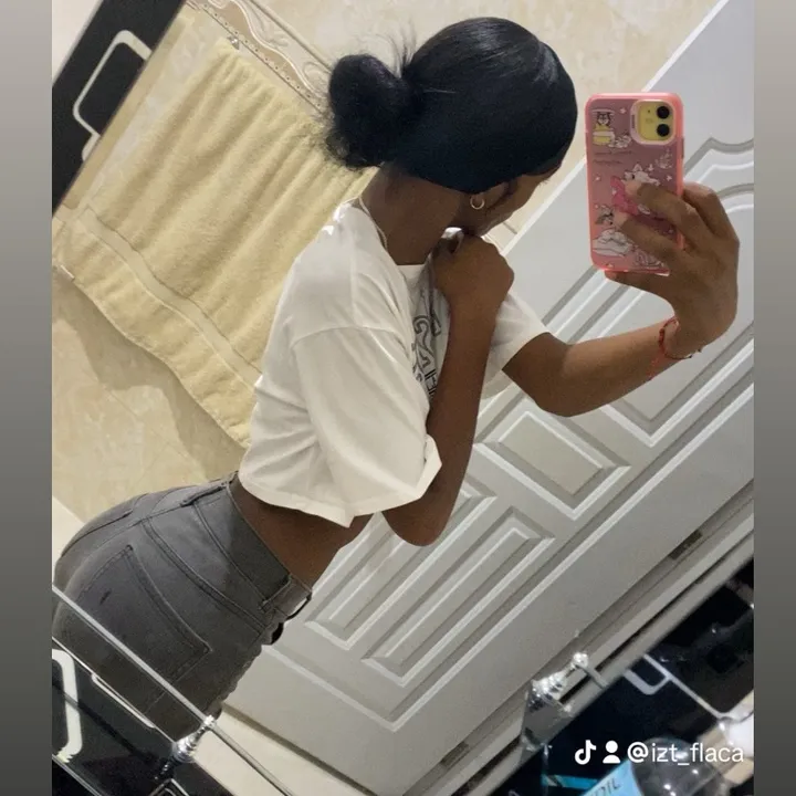 izt_flaca