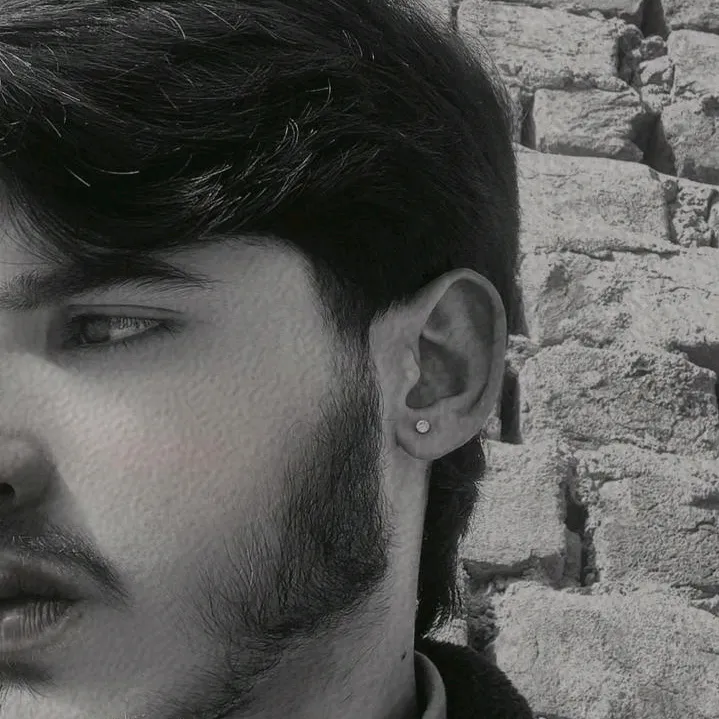 hassan_gujrati__