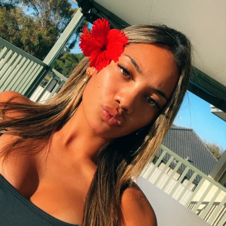 @maianahalligann