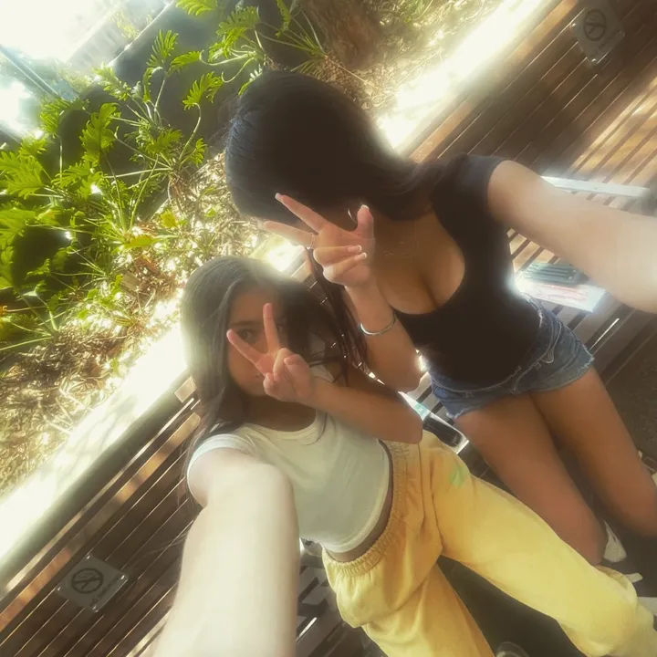 @chevonne_holczer