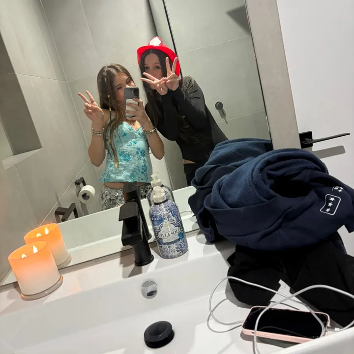 gabbyprousalis_