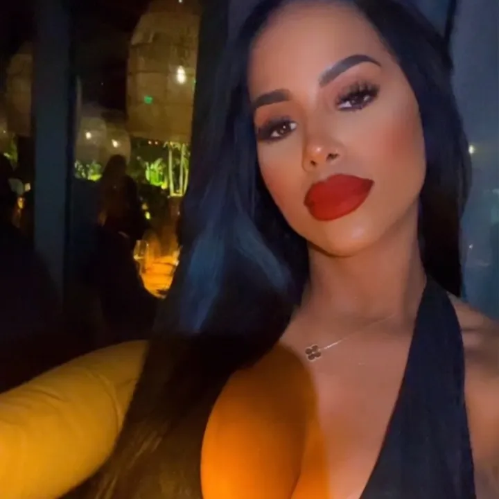 @lizmatos_