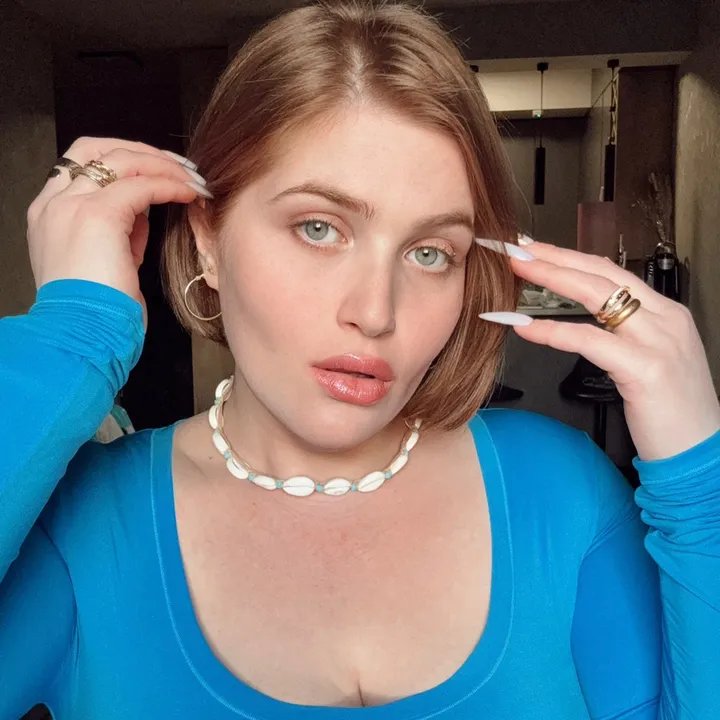 @redmone_