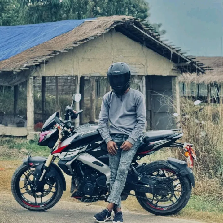 yadavmanish4012