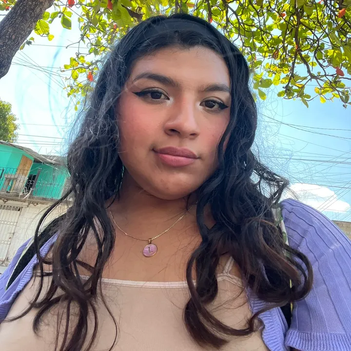 @lauacuna7