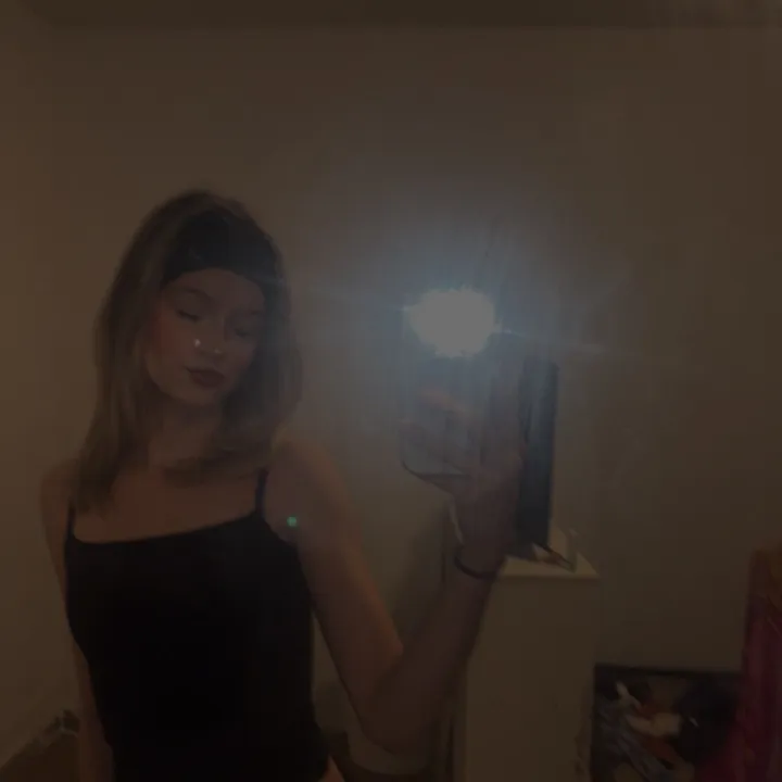 @megoune9014